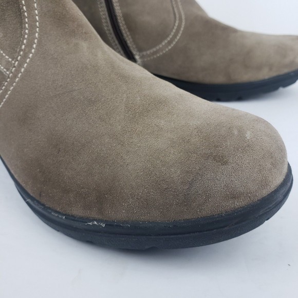 Clarks Bendables Women's Boots Beige Suede Faux Fur Ankle Booties Size 11 M - Picture 11 of 16